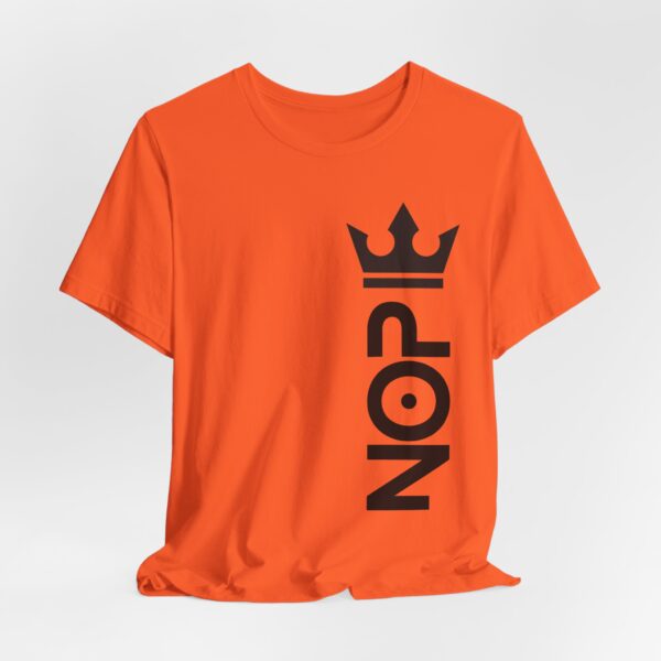 Unisex Jersey Tee with Crown Design, No Kings in America T-Shirt – A Bold Statement of Patriotism and Freedom - Image 2