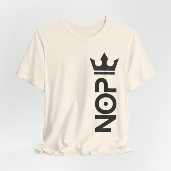 Unisex Jersey Tee with Crown Design, No Kings in America T-Shirt – A Bold Statement of Patriotism and Freedom - Image 3